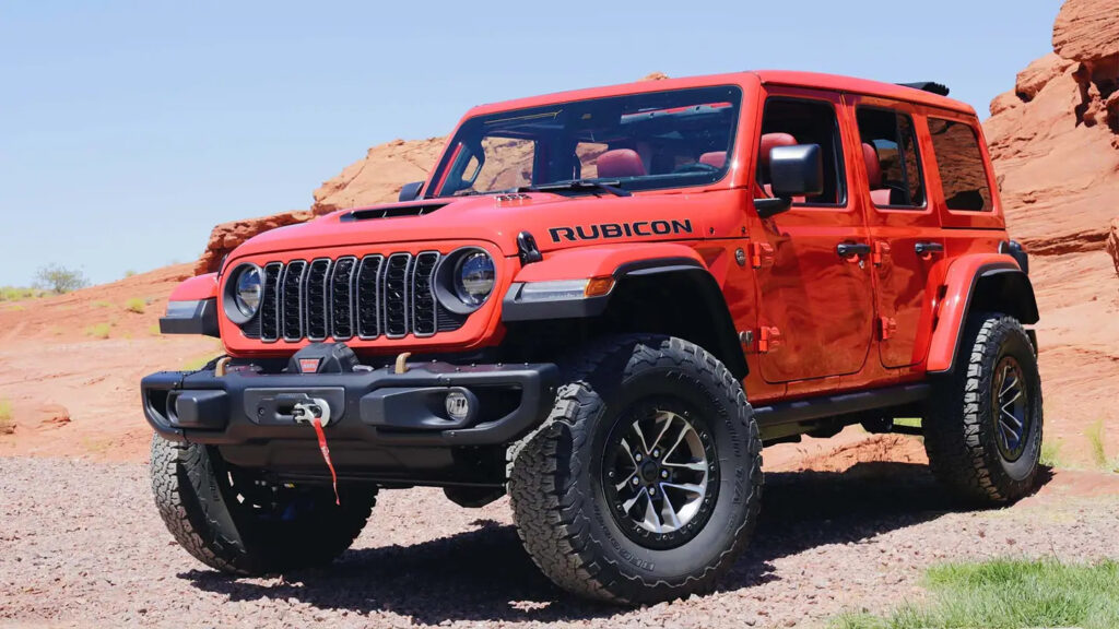 Jeep Wrangler Vs Jeep Cherokee: Battle of Titans