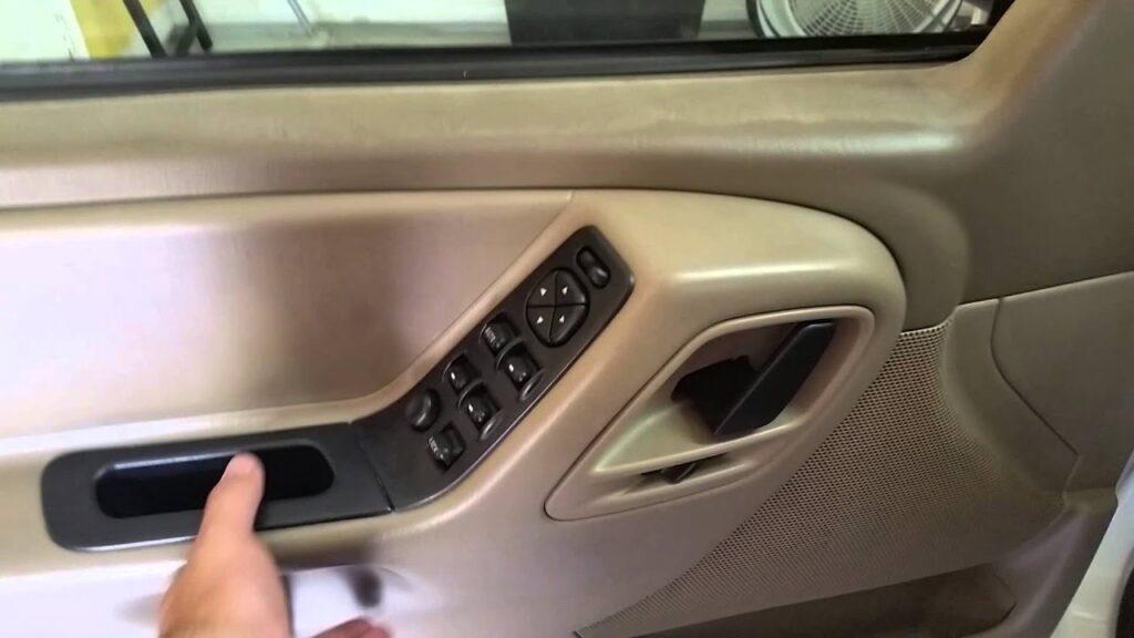 Jeep Grand Cherokee Door Lock Problems: Solutions & Fixes