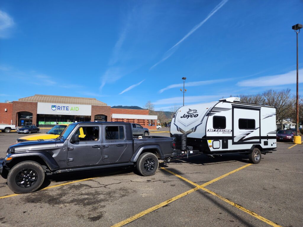 Can a Jeep Gladiator Tow a Camper: Discover its Incredible Towing Power!