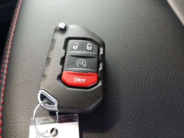 How to Easily Replace Jeep Gladiator Key Fob Battery