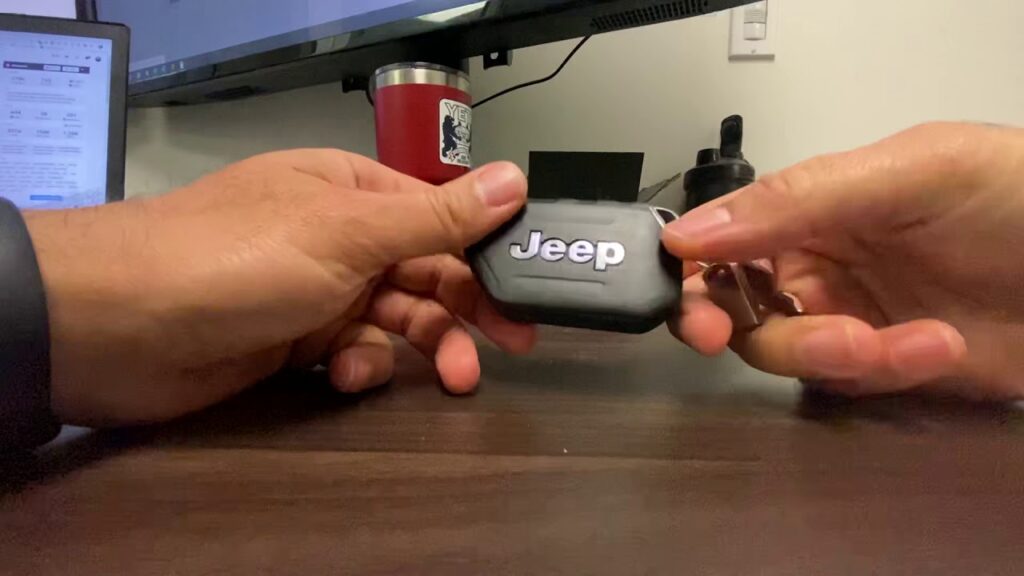 How to Easily Replace Jeep Gladiator Key Fob Battery