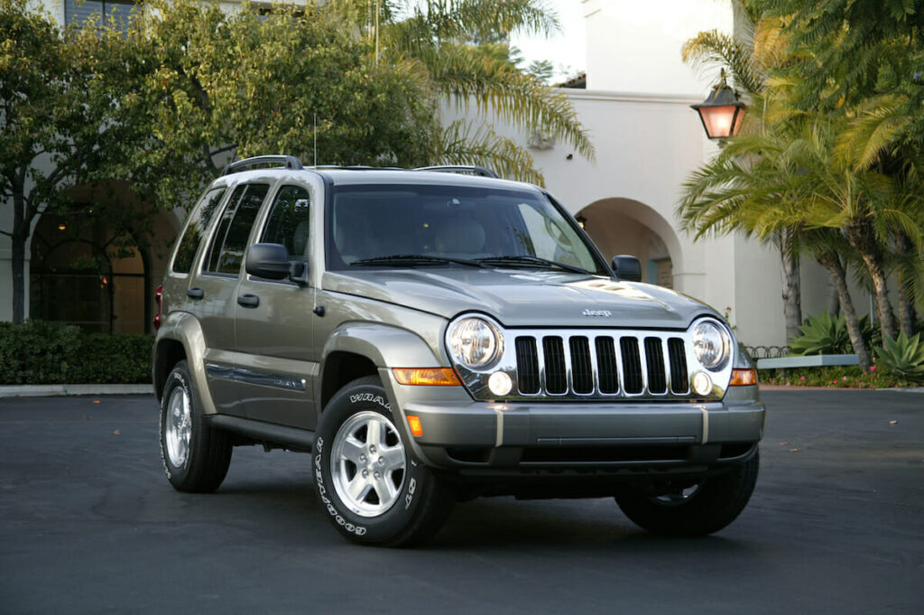 What Type of Oil Does a Jeep Liberty Take? Discover the Optimal Choice!